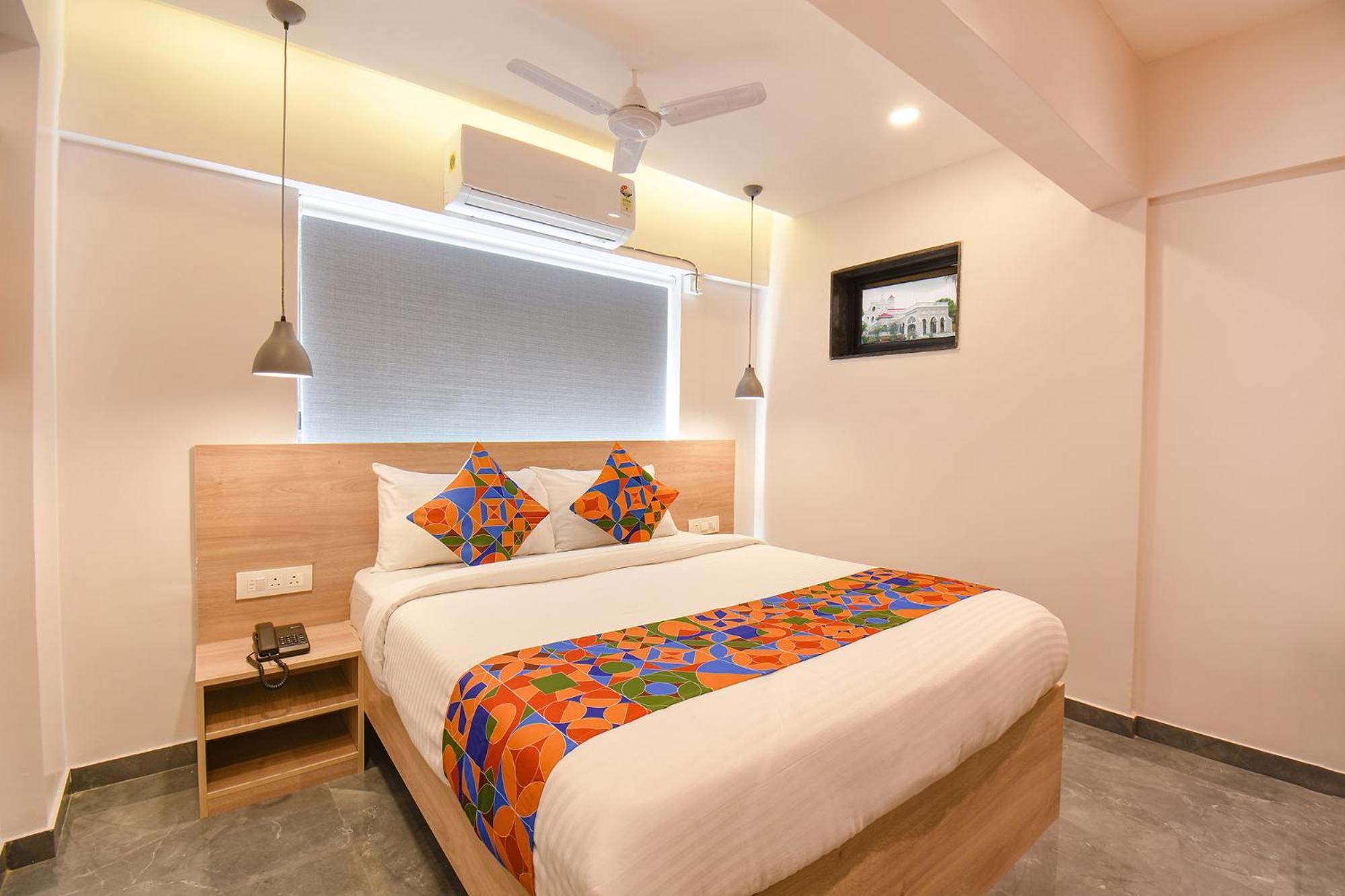 Fabhotel Olive Suite Пуна Экстерьер фото