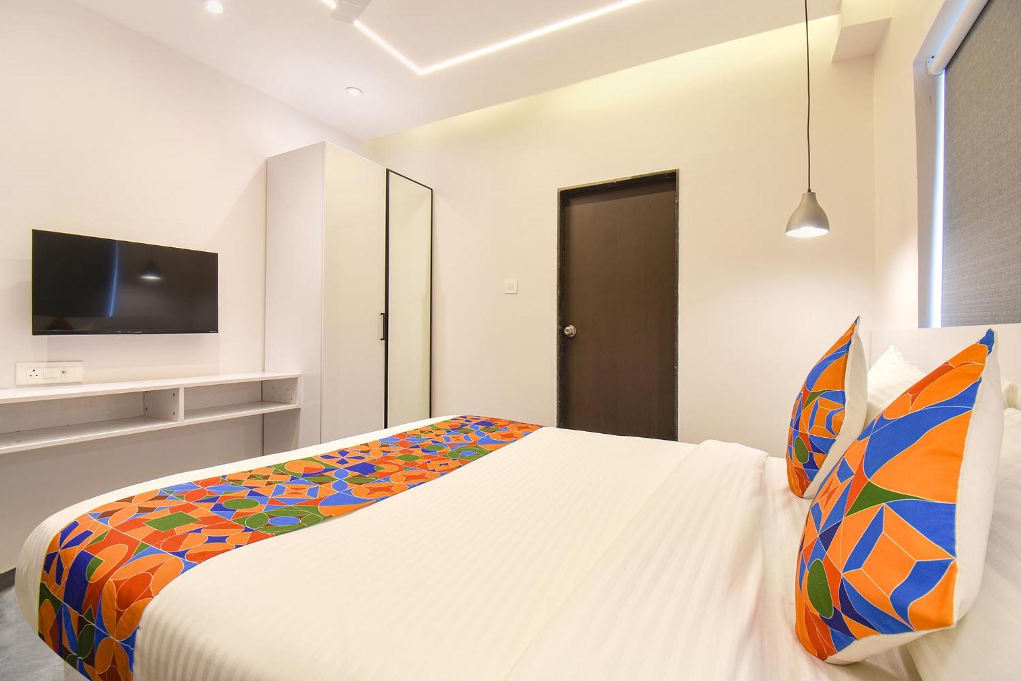 Fabhotel Olive Suite Пуна Экстерьер фото