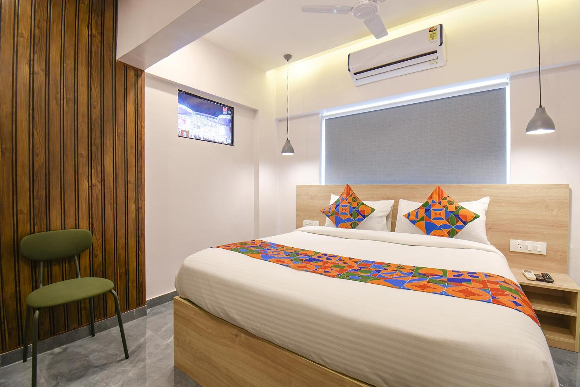 Fabhotel Olive Suite Пуна Экстерьер фото
